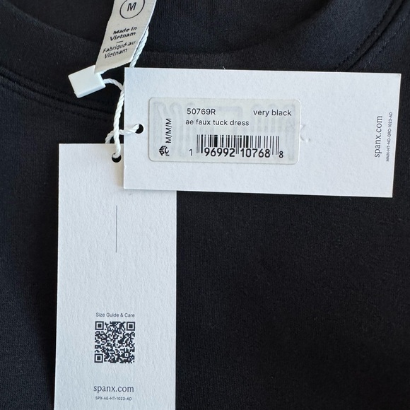 NWT SPANX® AirEssentials
Gathered Waist Dress - Picture 5 of 7